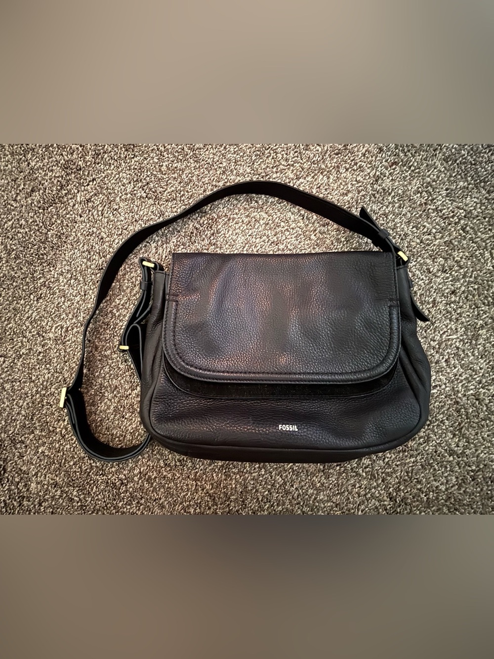 Fossil Black Pebbled Leather Crossbody Bag with Flap